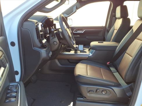 New 2026 Chevrolet Silverado 1500 High Country w/ Z71 Off-Road Package image 7