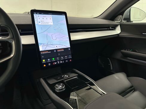 Used 2025 Polestar Polestar 3 image 28