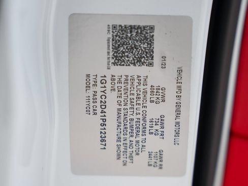 Used 2023 Chevrolet Corvette Stingray Premium Cpe w/ Z51 Performance Package RWD image 60