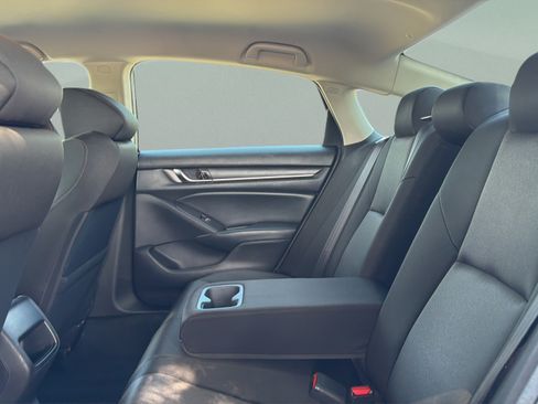Used 2018 Honda Accord LX image 25