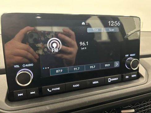 Used 2023 Honda Accord EX image 26