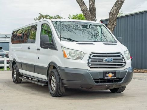 Used 2015 Ford Transit 350 XLT image 8