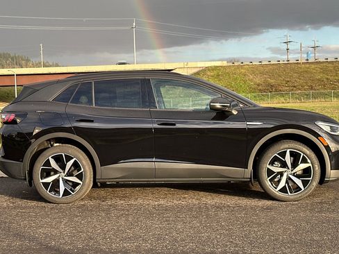 New 2026 Volkswagen ID.4 Pro S image 2