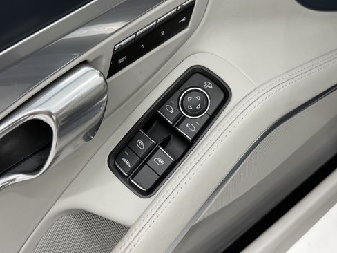 Certified 2017 Porsche 911 Carrera 4S AWD/4WD image 29