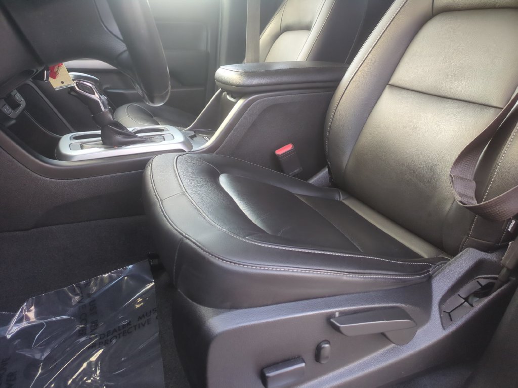 Used 2022 Chevrolet Colorado ZR2 AWD/4WD image 13
