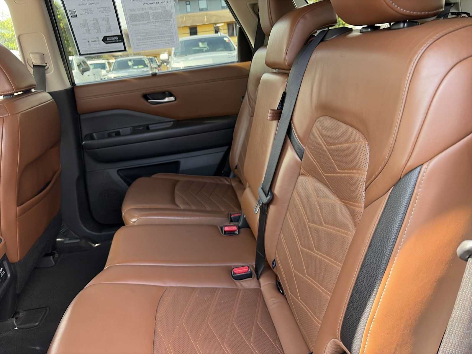 Used 2022 Nissan Pathfinder Platinum w/ Cargo Package FWD image 25