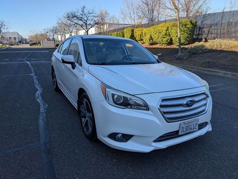 Used 2015 Subaru Legacy 2.5i Limited image 3