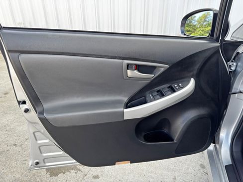 Used 2012 Toyota Prius Three image 35