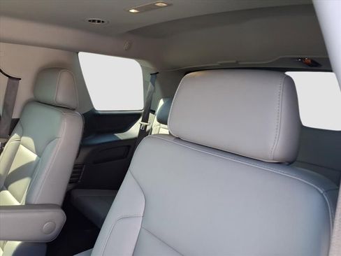 Used 2020 Chevrolet Tahoe LT image 12