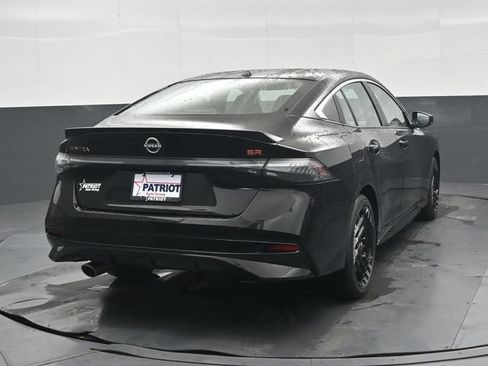 Used 2026 Nissan Sentra SR w/ Floor Mat Package FWD image 2