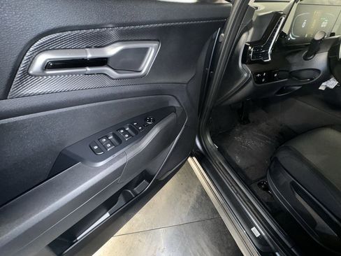 Certified 2025 Kia Sportage LX image 16