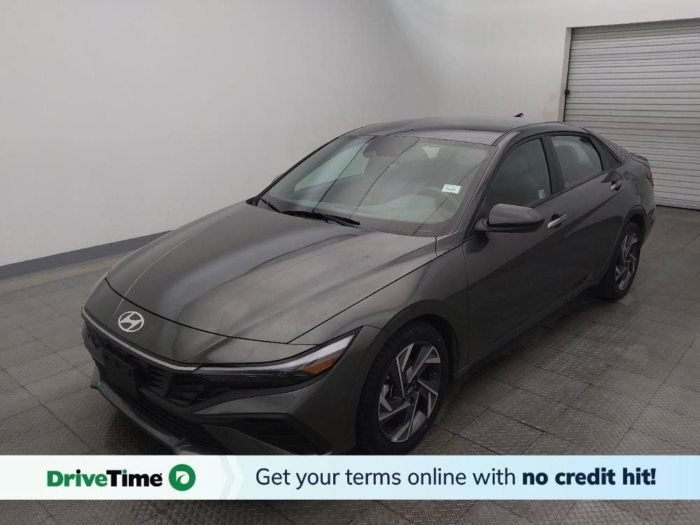 Used 2025 Hyundai Elantra Sport FWD image 1