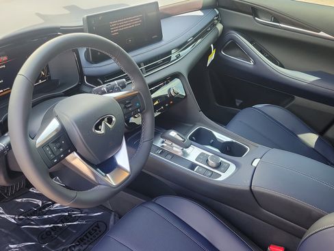 New 2026 INFINITI QX60 Sport w/ Dark Cargo Package image 25