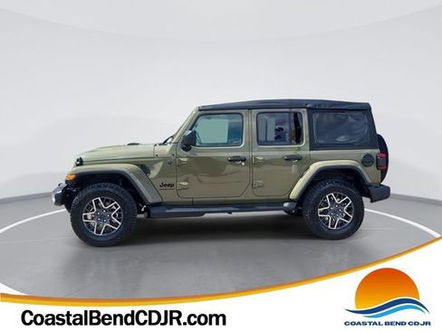 New 2026 Jeep Wrangler Unlimited Sahara AWD/4WD image 1