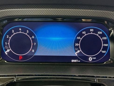 Used 2025 Volkswagen Atlas Peak Edition SE image 13