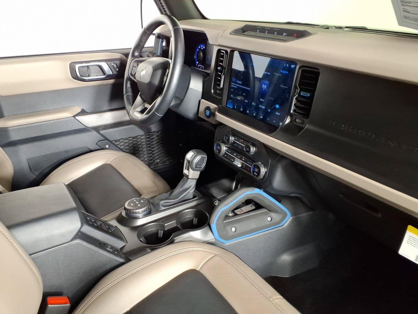 Used 2023 Ford Bronco Wildtrak AWD/4WD image 8