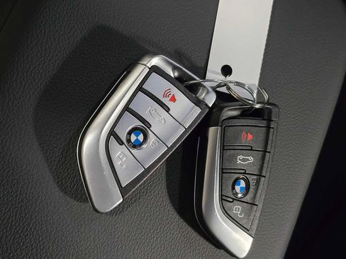 Used 2024 BMW X3 xDrive30i w/ Premium Package AWD/4WD image 39
