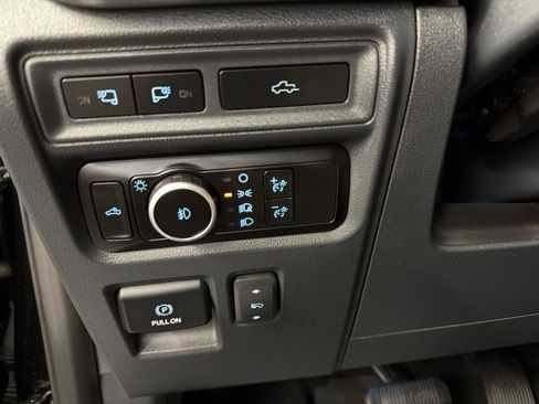 Certified 2023 Ford F150 Lariat AWD/4WD image 27