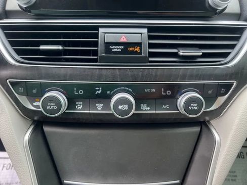 Used 2021 Honda Accord Touring image 42