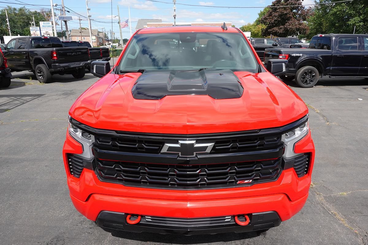 Used 2022 Chevrolet Silverado 1500 LT Trail Boss w/ LT Trail Boss Premium Package AWD/4WD image 6