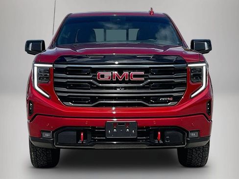 Used 2025 GMC Sierra 1500 AT4 w/ AT4 Premium Package AWD/4WD image 3