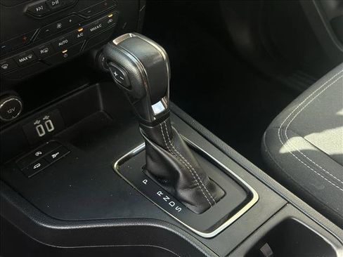 Used 2021 Ford Ranger XLT w/ Equipment Group 301A Mid image 15