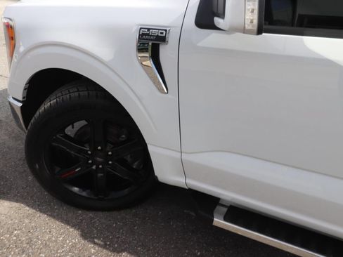 Used 2022 Ford F150 Lariat w/ Equipment Group 501A Mid AWD/4WD image 3