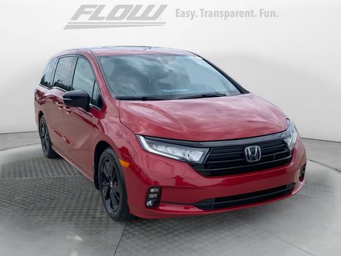 Used 2023 Honda Odyssey Sport image 1