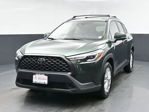 Used 2023 Toyota Corolla Cross LE w/ Moonroof Package image 19