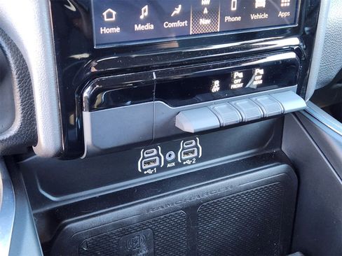 Used 2025 RAM 1500 Laramie image 23