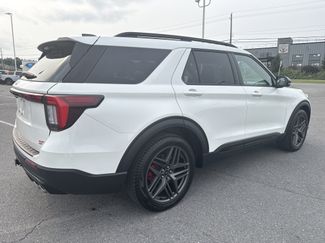 Used 2025 Ford Explorer ST AWD/4WD video 3