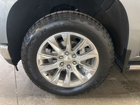 Used 2022 Chevrolet Silverado 1500 LTZ w/ LTZ Premium Package image 47