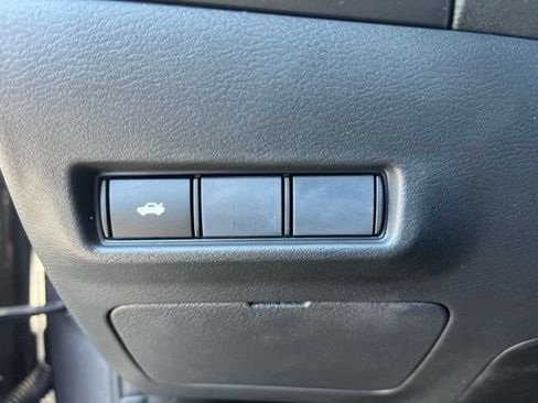 New 2026 Nissan Sentra SR w/ Floor Mat Package FWD image 16