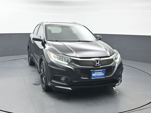 Certified 2022 Honda HR-V Sport image 10