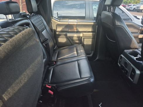 Used 2022 Ford F250 Lariat w/ Black Appearance Package AWD/4WD image 33