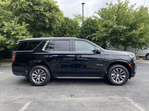 Used 2021 Chevrolet Tahoe LT w/ LT Signature Package AWD/4WD image 10
