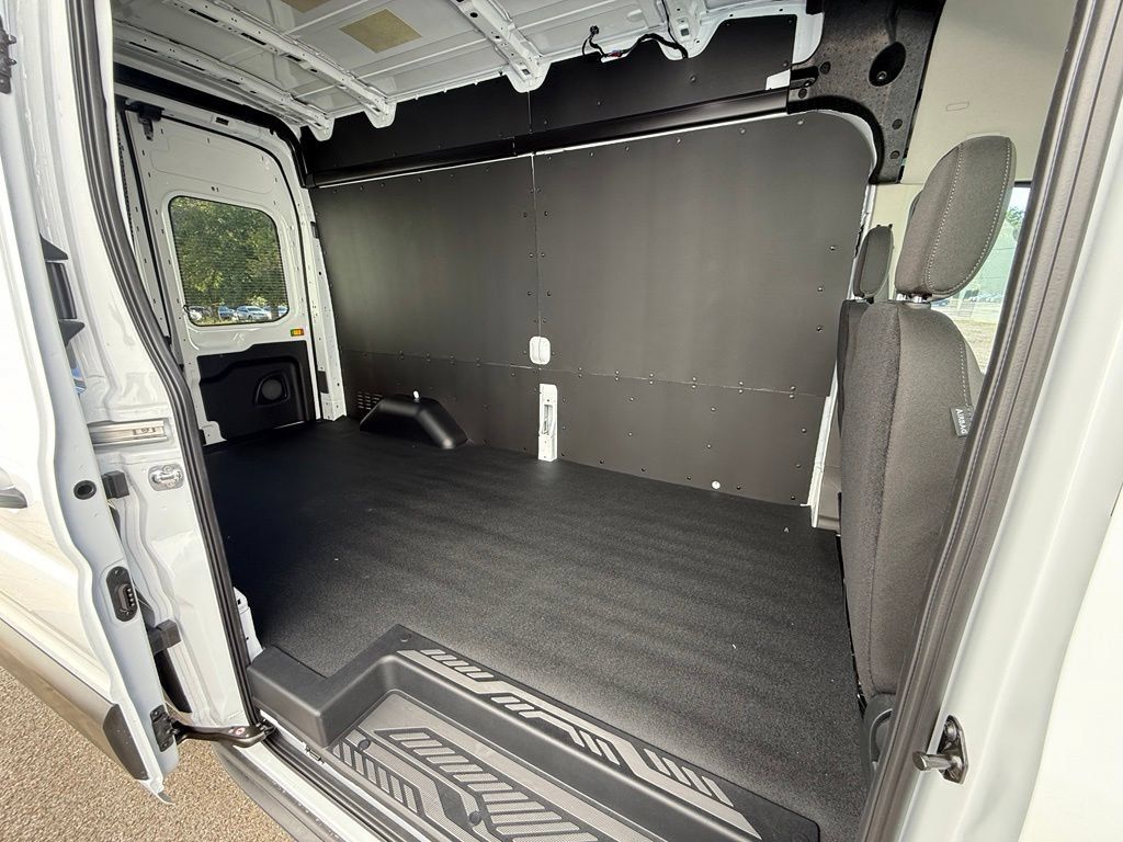 New 2026 Ford Transit 250 148 High Roof AWD w/ Load Area Protection Package image 22