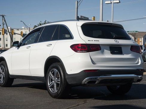 Used 2022 Mercedes-Benz GLC 300 4MATIC image 5