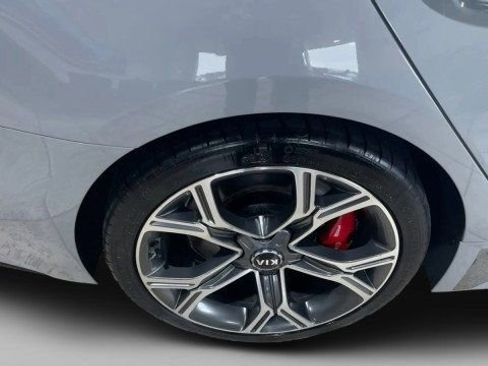 Used 2019 Kia Stinger GT1 image 20
