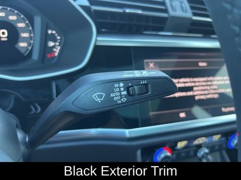 Used 2025 Audi Q3 2.0T Premium w/ Convenience Package image 17