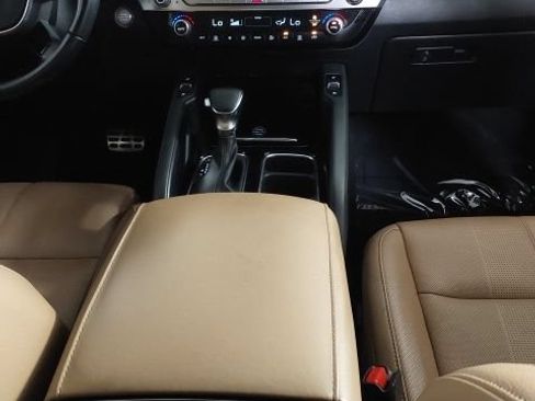 Used 2022 Kia Telluride SX FWD image 21