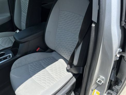 Used 2019 Chevrolet Equinox LT FWD image 20
