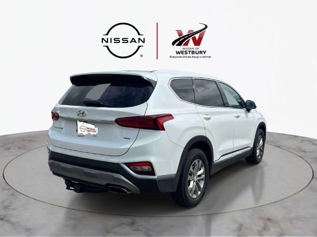 Used 2019 Hyundai Santa Fe SEL AWD/4WD image 6