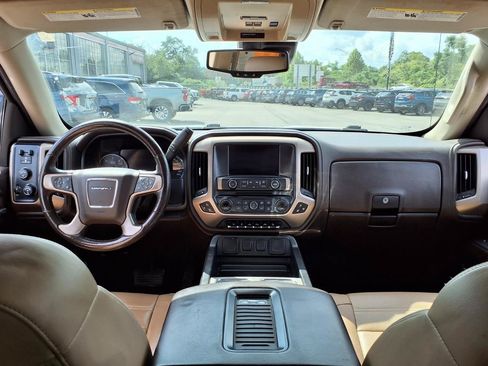 Used 2017 GMC Sierra 1500 Denali AWD/4WD image 9