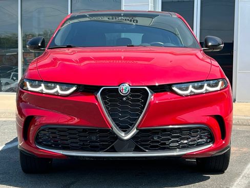 Used 2024 Alfa Romeo Tonale Ti w/ Active Assist Package AWD/4WD image 28