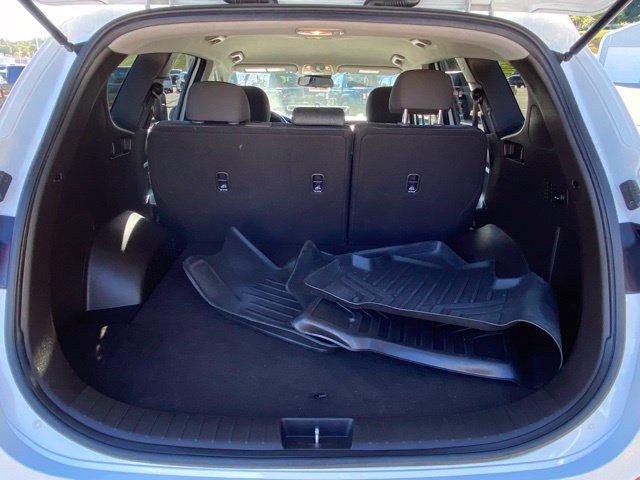 Used 2019 Hyundai Santa Fe SE AWD/4WD image 9