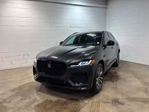 New 2026 Jaguar F-PACE R-Dynamic S AWD/4WD image 2