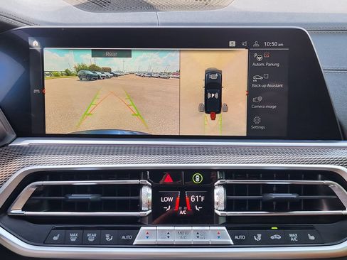 Used 2022 BMW X5 sDrive40i w/ M Sport Package RWD image 13