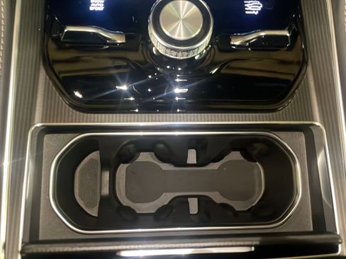 New 2026 Jeep Grand Wagoneer Summit AWD/4WD image 23