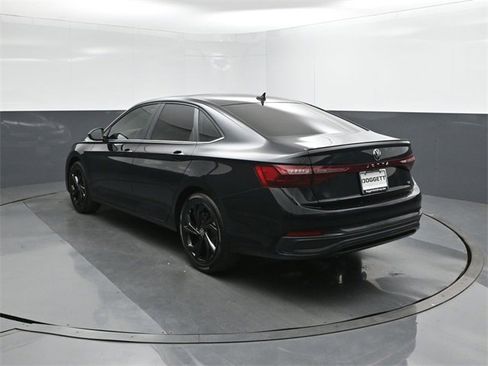 New 2026 Volkswagen Jetta SE image 5